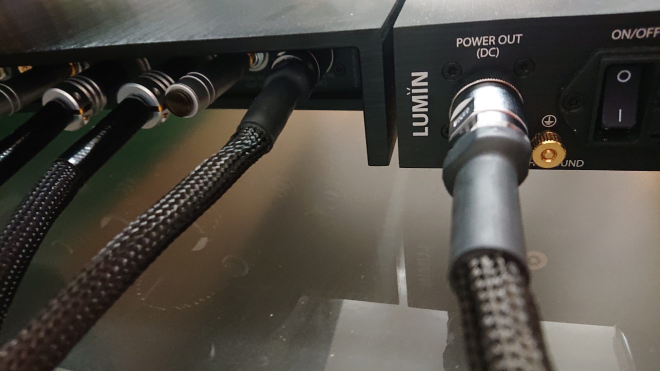 LUMIN X1電源ユニット向け高級DC Cable(カーボンファイバーシールド付)の試聴