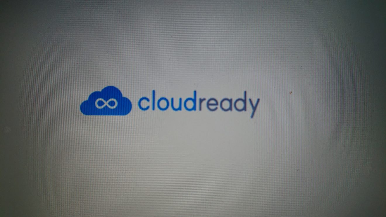 鈍重なWindowsパソコンから軽快なChromebookへの乗り換え(3)Neverware CloudReadyによるChromebook化＜USBメモリからの起動テスト＞