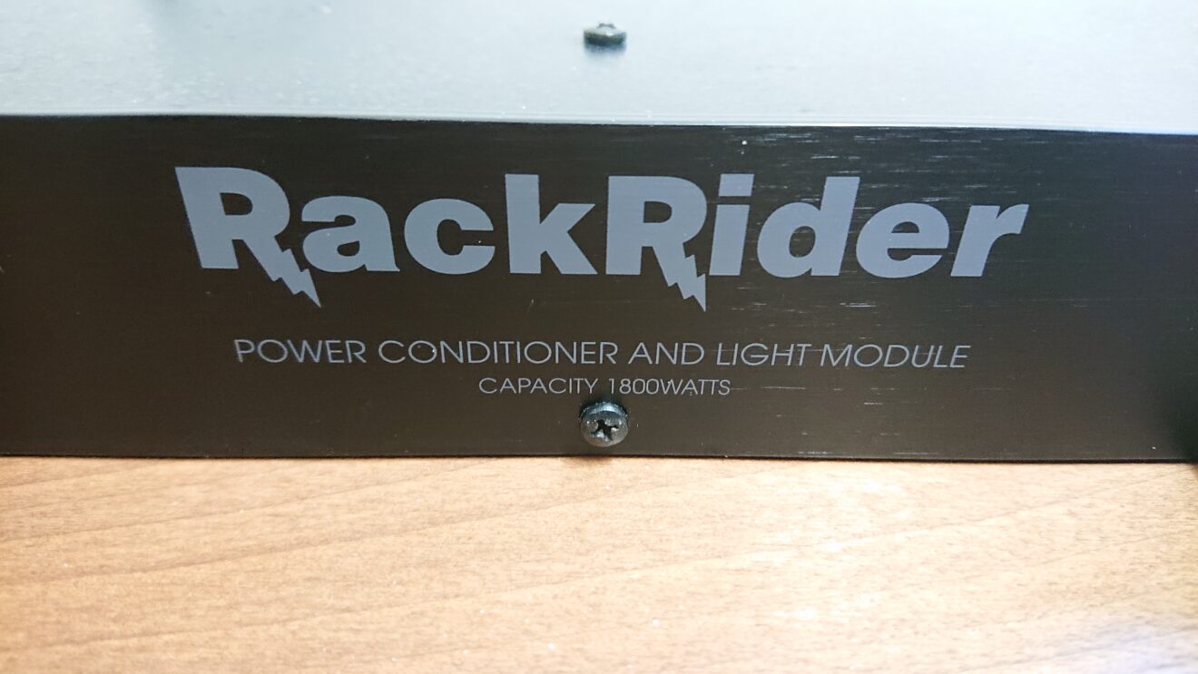 電源工事後に備えて計測器を取り出したい(2)パワーディストリビューター FURMAN RockRider RR-15の購入(予備機)